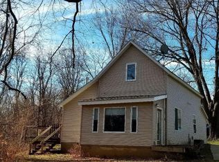 1436 S 5th St, Burlington, IA