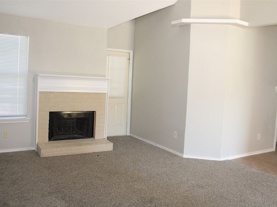 1st image of 204002 Cochise Dr