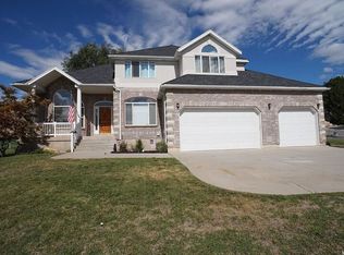 582 W 3900 N, Pleasant View, UT 84414