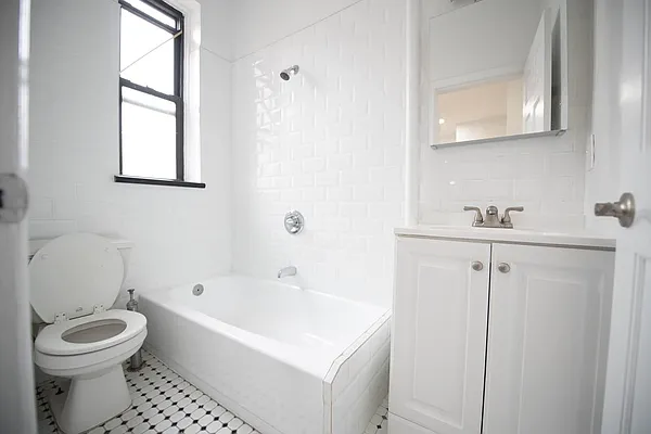 Rented by Park River | media 44