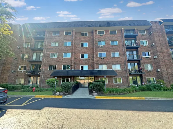 4721 Saint Joseph Creek Rd APT 4D, Lisle, IL 60532