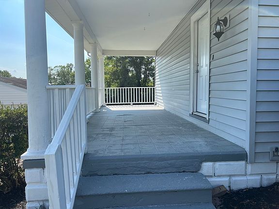 3rd image of 778 Elk Ave