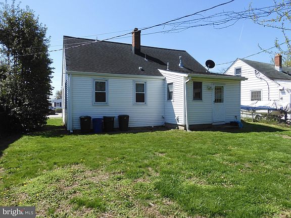 3rd image of 8220 Cornwall Rd