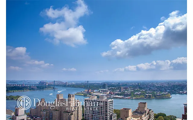 Sold by Douglas Elliman | media 14