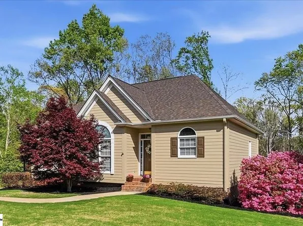 228 Goldenstar Ln, Greer, SC 29651