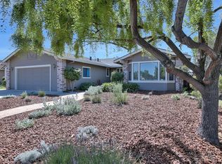 2030 Clearview Dr, Hollister, CA