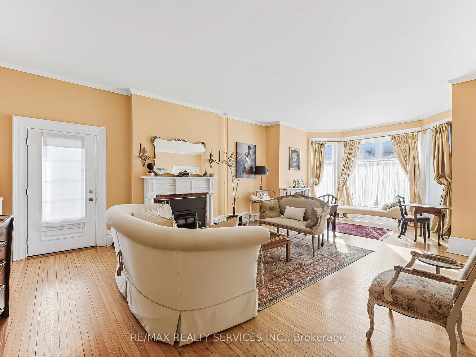 4 bed, $3,000 — Photo 4