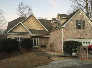407 Creek View Ct, Bremen, GA 30110