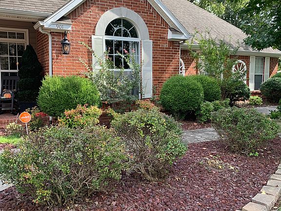 4th image of 901 N Mallard Ln