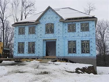 2nd image of 402 Granville Pl