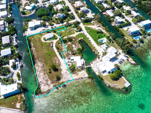 17279 Pine Tree Ln, Sugarloaf Key, FL 33042