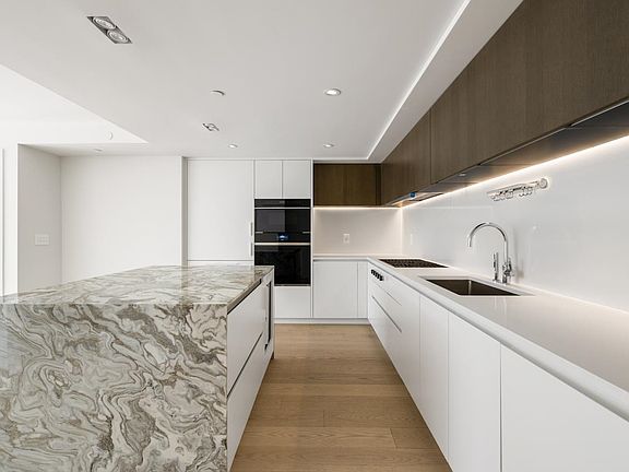 4th image of 3596 W 28th Ave #201