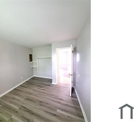 3rd image of 2488 Kitchner Dr