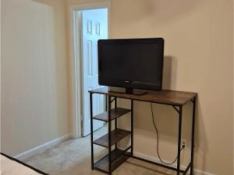 7415 Ashbury Ct — Photo 2
