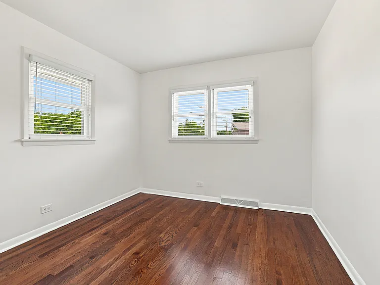 630 Hibbard Rd — Photo 16