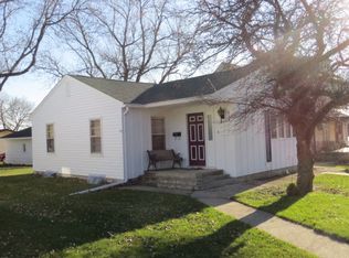 804 Adair St, Adair, IA 50002