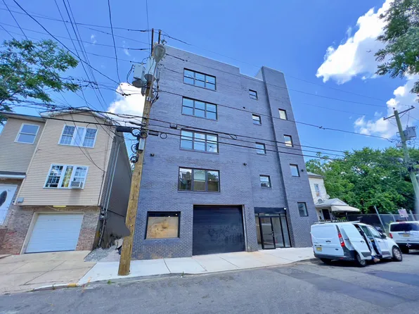 159 12th Ave, Paterson, NJ