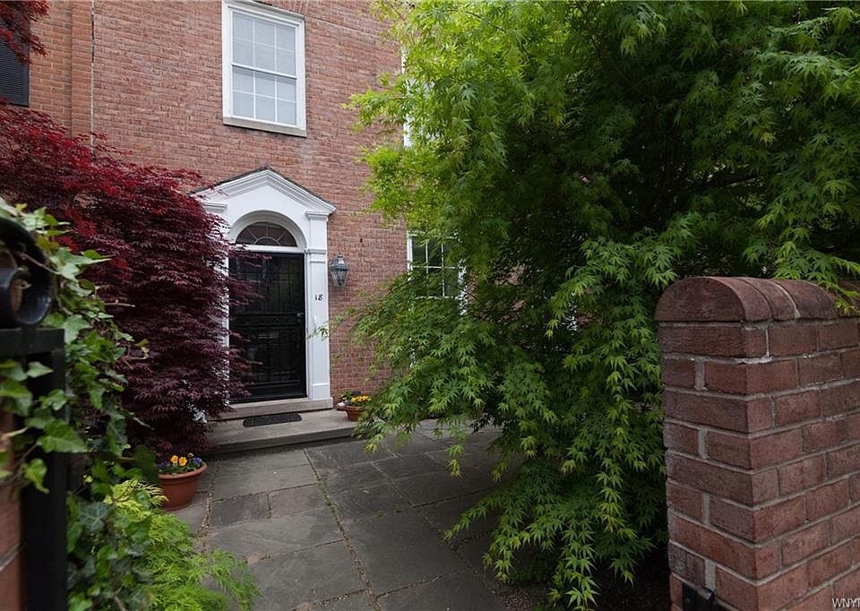 1st image of 18 Saint Andrews Walk