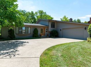 405 Shoshoni Trl, Lake Villa, IL 60046