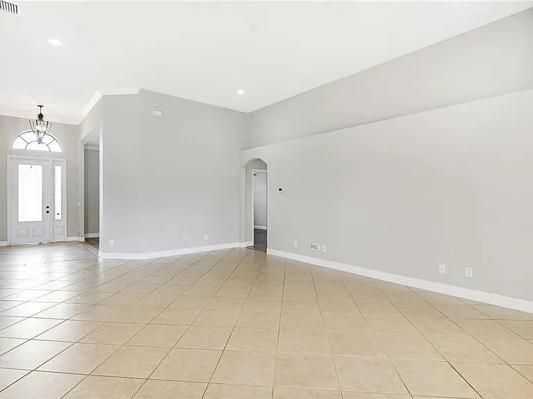 12615 20th St E — Photo 14