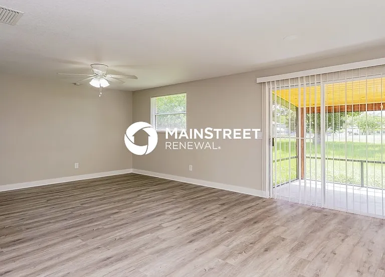 925 N Singleton Ave — Photo 8