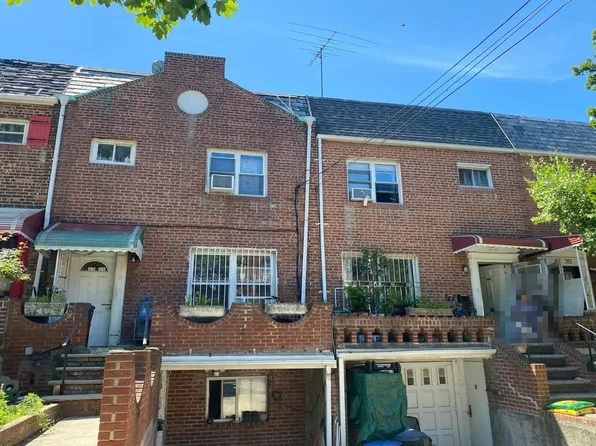 43-24 57th St, Woodside, NY 11377