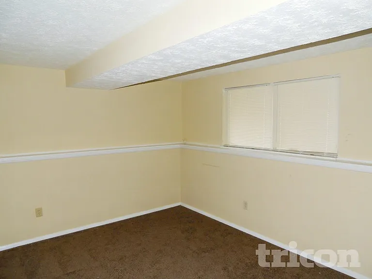 6126 Raintree Bnd — Photo 8