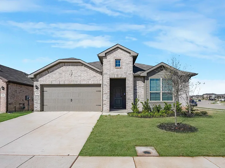 119 Hibiscus Dr — Photo 1