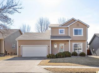 18625 Anne St, Omaha, NE 68135