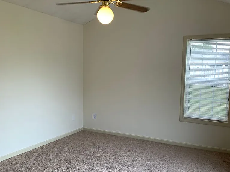 2407 Oban Ct — Photo 15