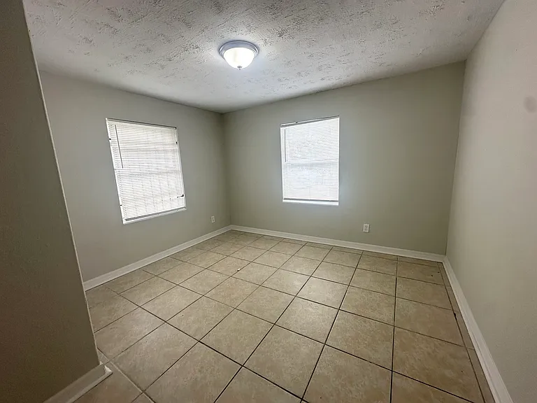 1599 30th St W #2 — Photo 3