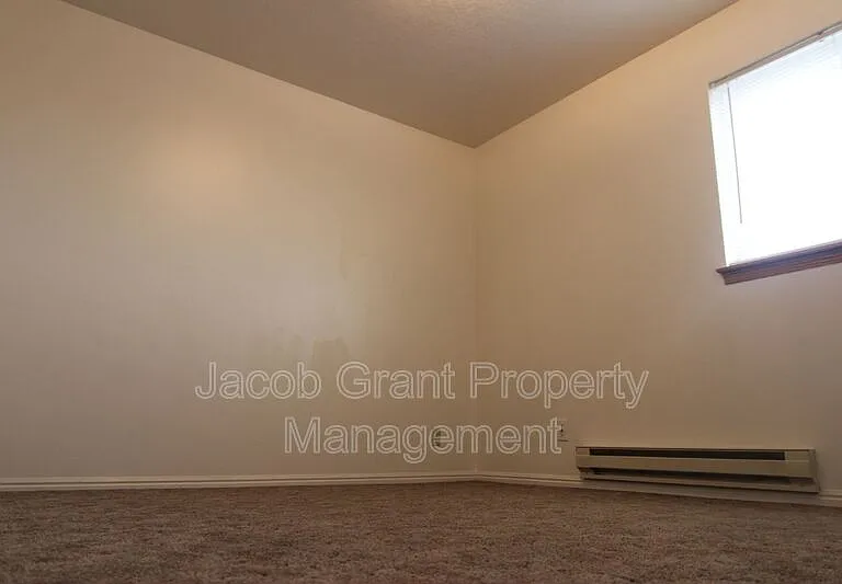 627 Hoopes Ave #1 — Photo 7