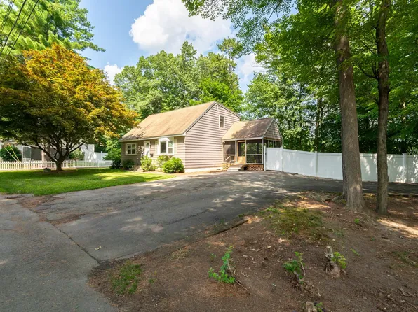 22 Burnham Avenue, Nashua, NH 03064