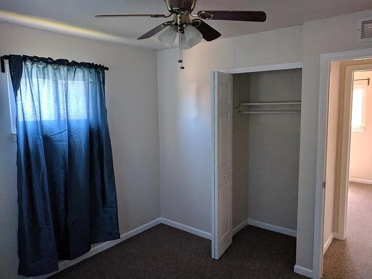 1075 Redleaf Ln — Photo 9
