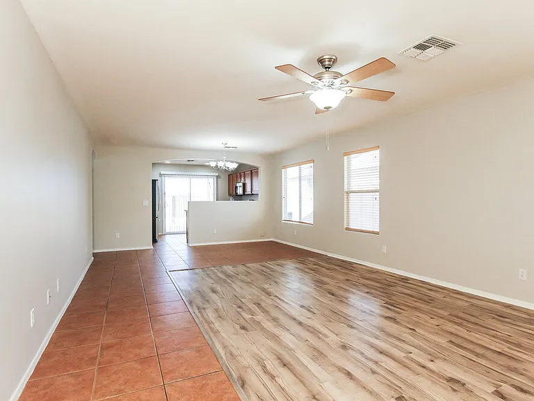 15066 W Buchanan St — Photo 4
