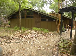 9532 Red Bluff Dr, Ocean Springs, MS 39564