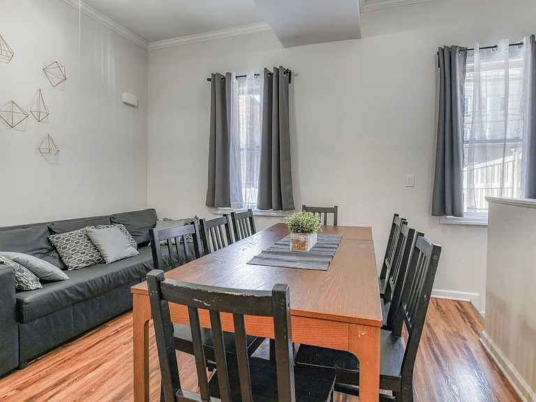 34 Gray St #1 — Photo 4