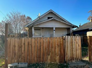 718 S 7th Ave, Yakima, WA