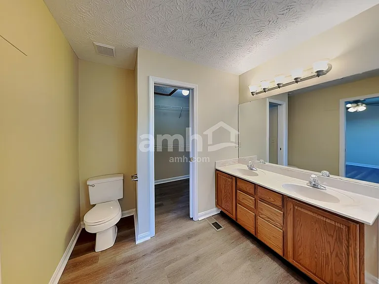 10296 Manassas Dr — Photo 9