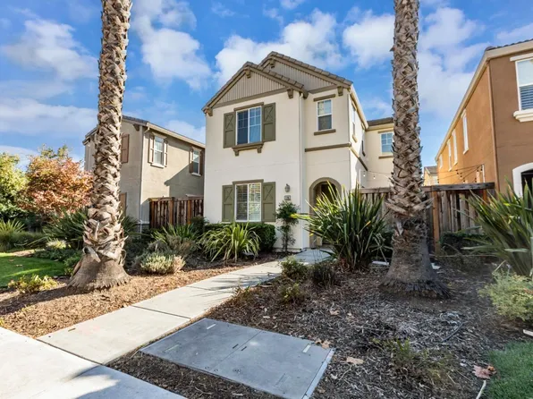 696 N 9th St, San Jose, CA 95112