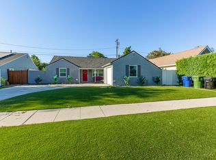 17423 Cantara St, Northridge, CA 91325