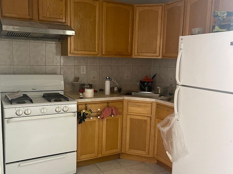 1st image of 4008 Barnes Ave APT 1