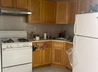 4008 Barnes Ave APT 1, Bronx, NY 10466