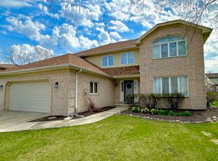 6 W Wend St, Lemont, IL 60439