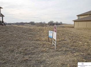 3638 S 205th St, Elkhorn, NE 68022
