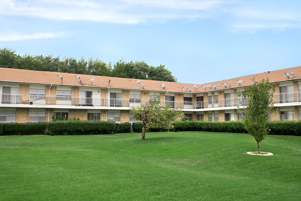1st image of 11853 Highdale Dr #120