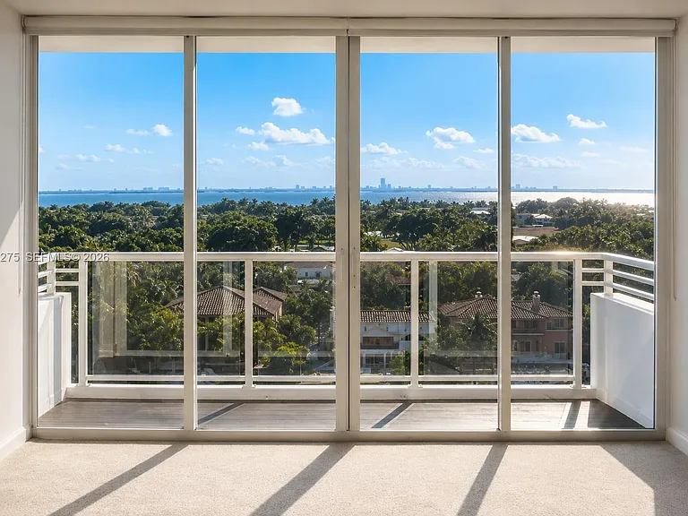 5600 Collins Ave #11L — Photo 5