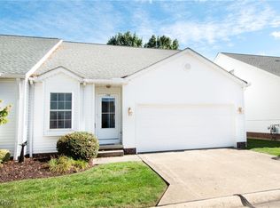 106 Beery Dr, Eastlake, OH 44095