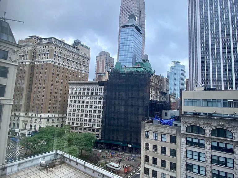 885 6th Ave #12D — Photo 3