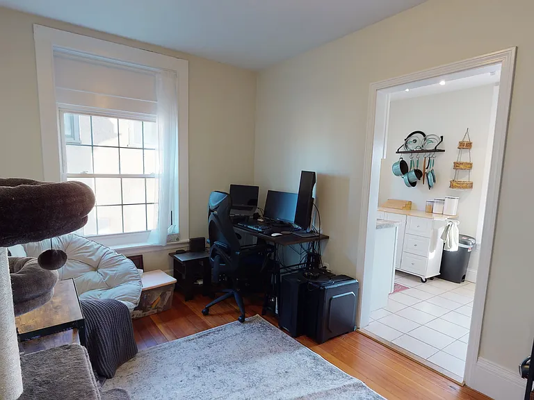 104 Thurston St #5 — Photo 8